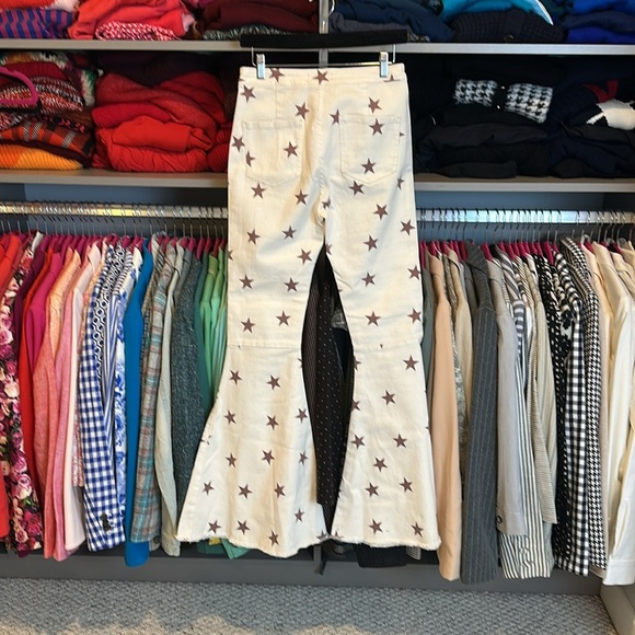 Peach Love ivory with mauve stars flare denim pants size M - Picture 3 of 3